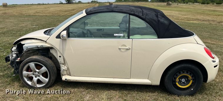 image for item MG9377 2006 Volkswagen New Beetle