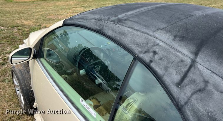 image for item MG9377 2006 Volkswagen New Beetle