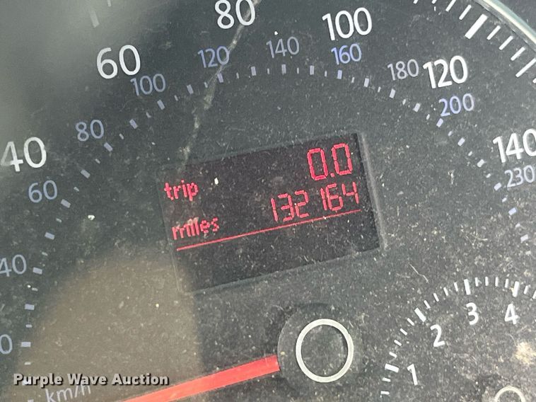 image for item MG9377 2006 Volkswagen New Beetle