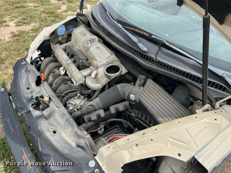 image for item MG9377 2006 Volkswagen New Beetle