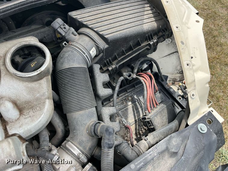 image for item MG9377 2006 Volkswagen New Beetle