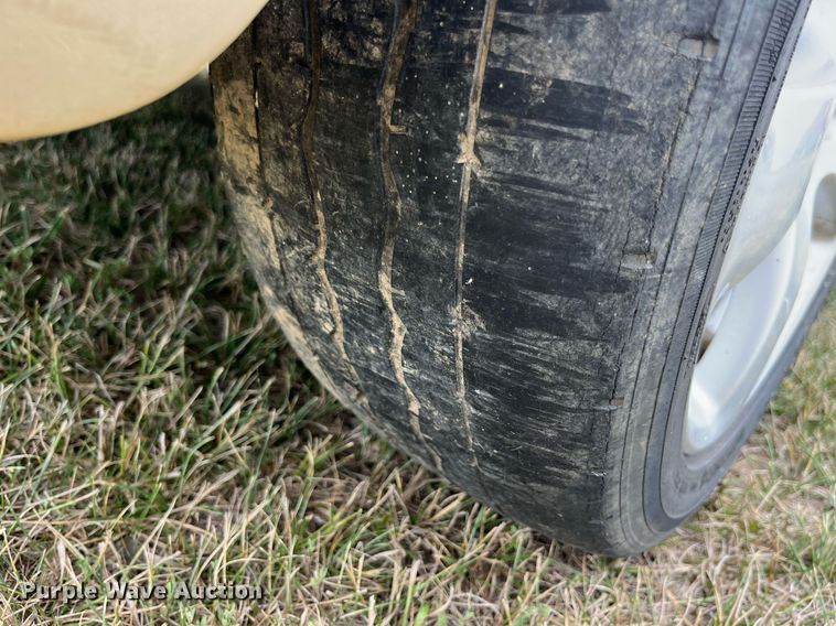 image for item MG9377 2006 Volkswagen New Beetle