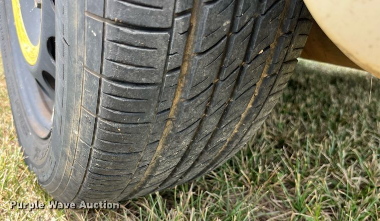 image for item MG9377 2006 Volkswagen New Beetle