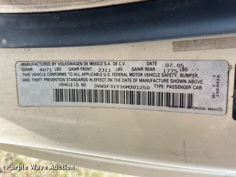 image for item MG9377 2006 Volkswagen New Beetle