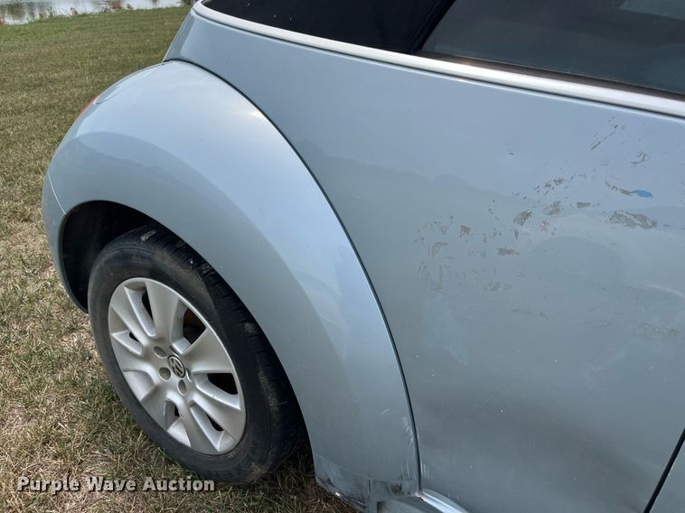 image for item MG9378 2009 Volkswagen New Beetle