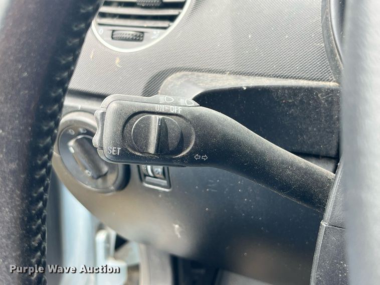 image for item MG9378 2009 Volkswagen New Beetle