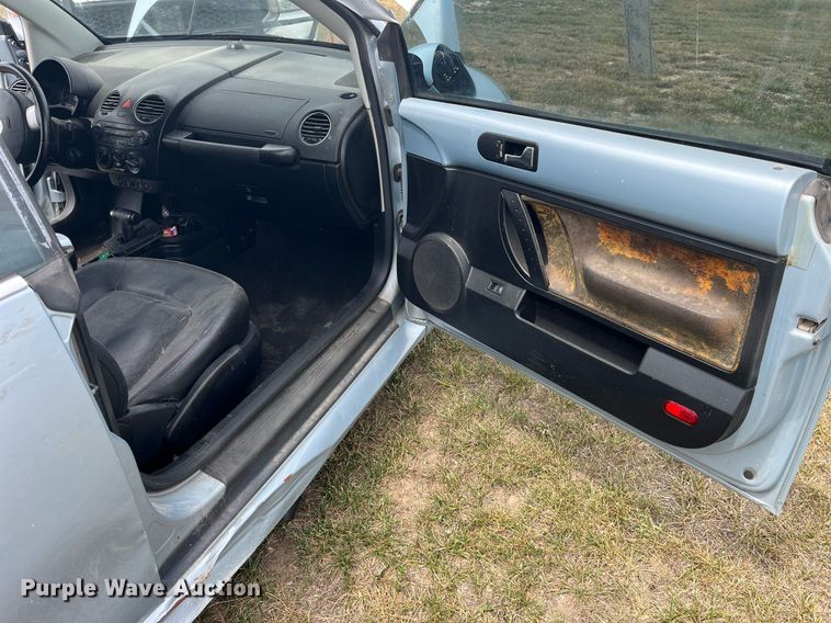 image for item MG9378 2009 Volkswagen New Beetle