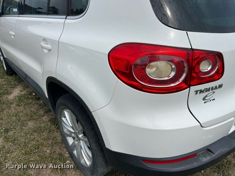 image for item MG9379 2009 Volkswagen Tiguan  SUV