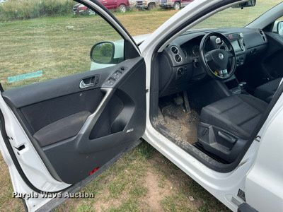 image for item MG9379 2009 Volkswagen Tiguan  SUV