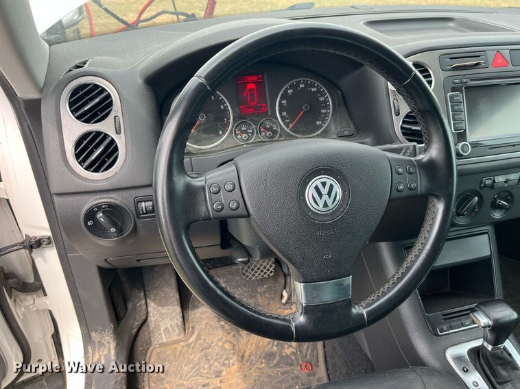 image for item MG9379 2009 Volkswagen Tiguan  SUV