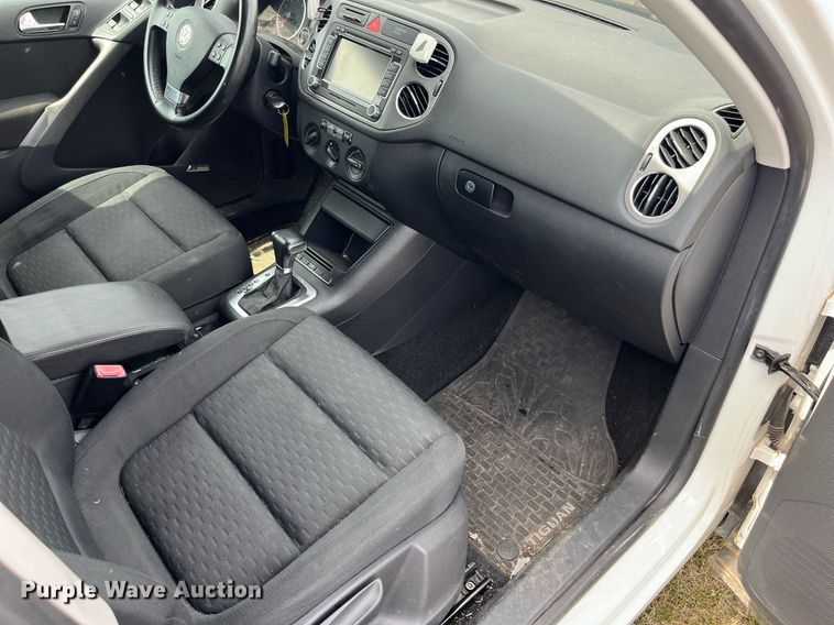 image for item MG9379 2009 Volkswagen Tiguan  SUV