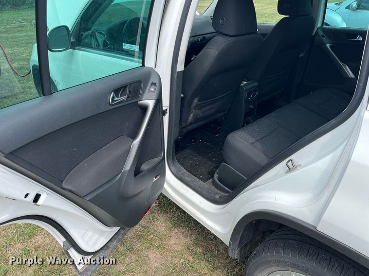 image for item MG9379 2009 Volkswagen Tiguan  SUV