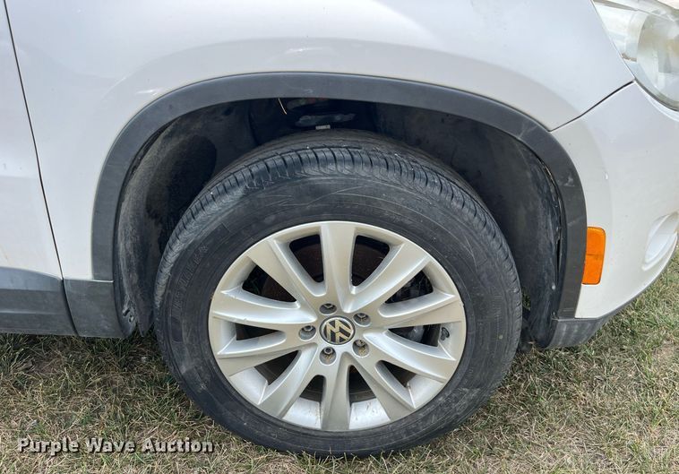 image for item MG9379 2009 Volkswagen Tiguan  SUV