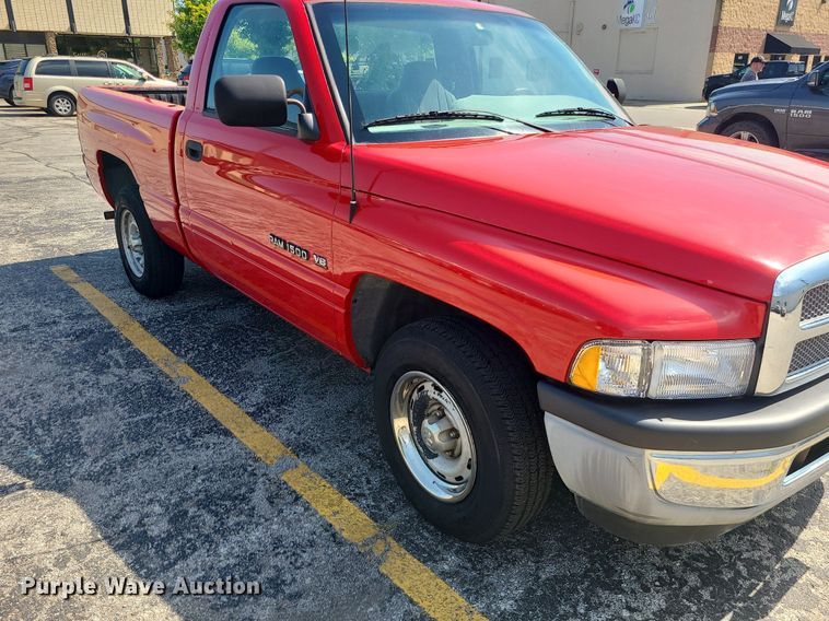 image for item MG9606 1996 Dodge Ram 1500  pickup truck