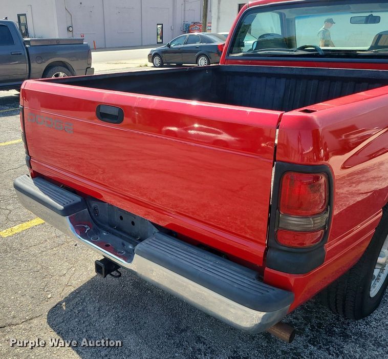 image for item MG9606 1996 Dodge Ram 1500  pickup truck