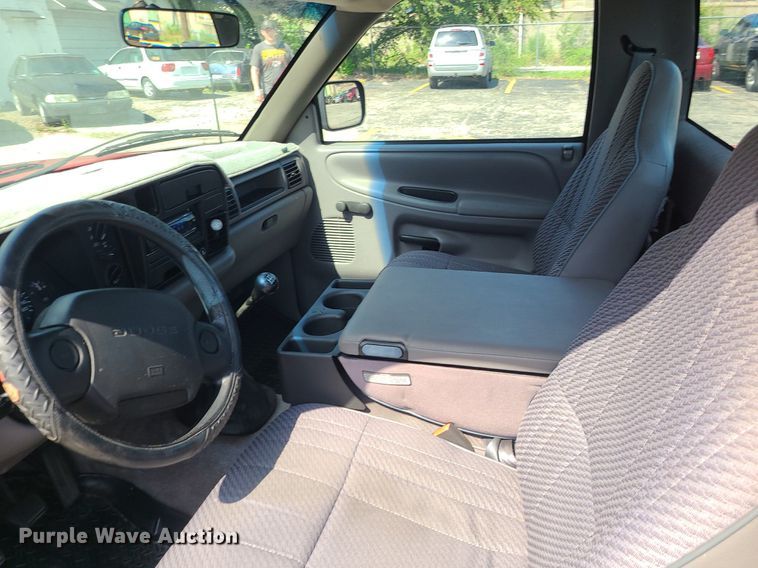 image for item MG9606 1996 Dodge Ram 1500  pickup truck