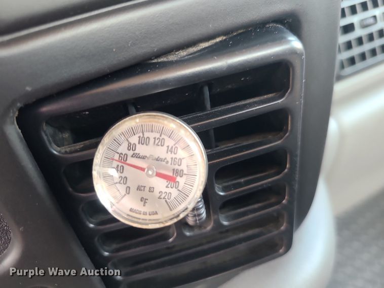 image for item MG9606 1996 Dodge Ram 1500  pickup truck