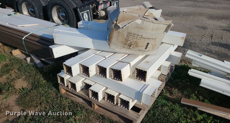 image for item MG9628 Deck materials