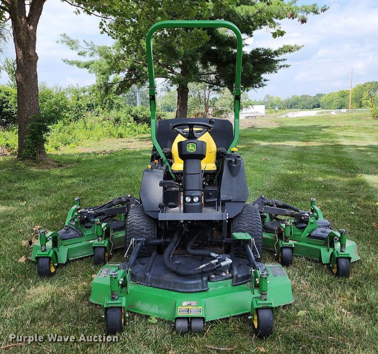 image for item MG9667 John  Deere 1600 Turbo  lawn mower