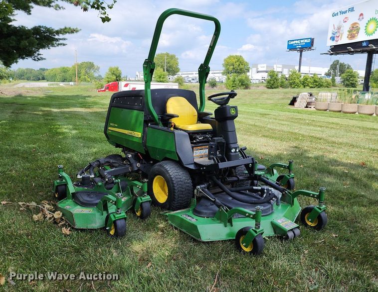 image for item MG9667 John  Deere 1600 Turbo  lawn mower