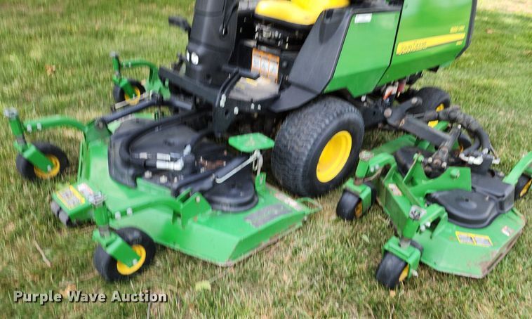 image for item MG9667 John  Deere 1600 Turbo  lawn mower