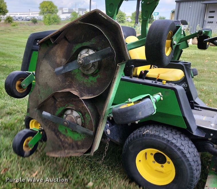 image for item MG9667 John  Deere 1600 Turbo  lawn mower