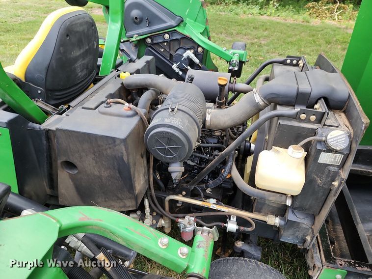 image for item MG9667 John  Deere 1600 Turbo  lawn mower