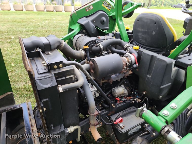 image for item MG9667 John  Deere 1600 Turbo  lawn mower