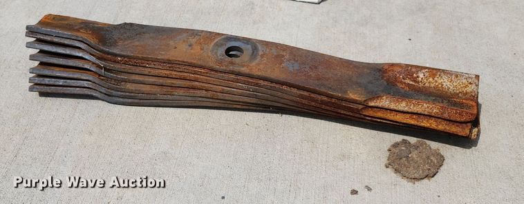 image for item MG9667 John  Deere 1600 Turbo  lawn mower