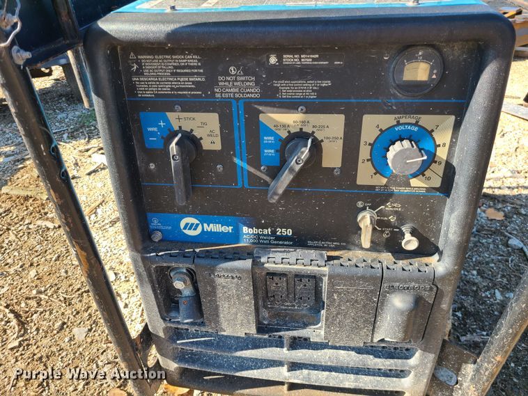image for item MG9703 Miller Bobcat 250  welder/generator