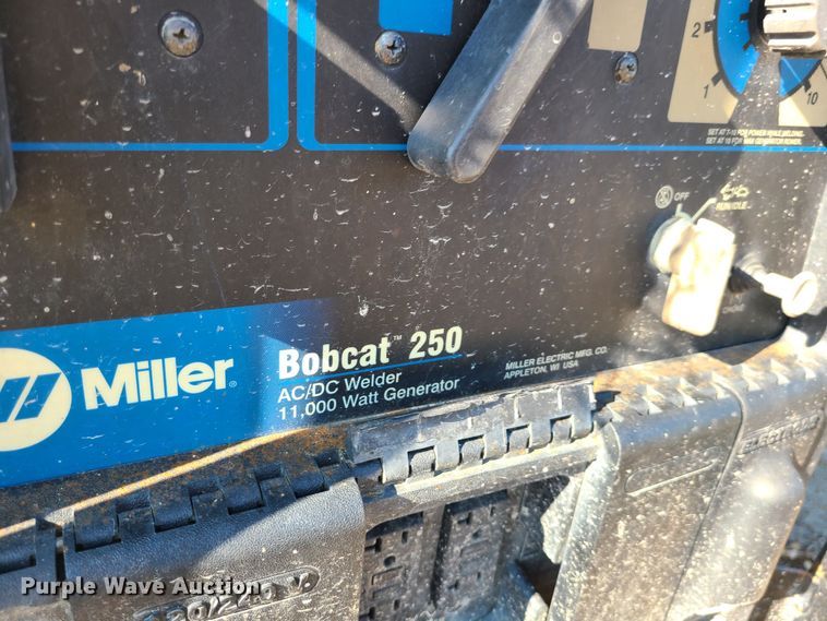 image for item MG9703 Miller Bobcat 250  welder/generator