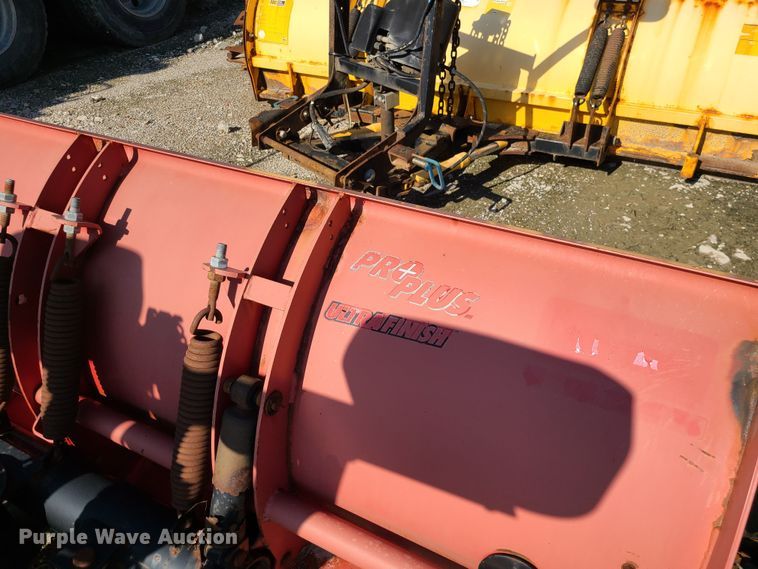 image for item MG9709 Western  108"W snow plow