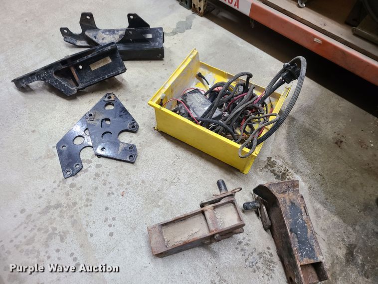 image for item MG9709 Western  108"W snow plow