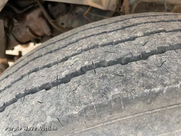 image for item MI9593 1989 Ford F600  bucket truck