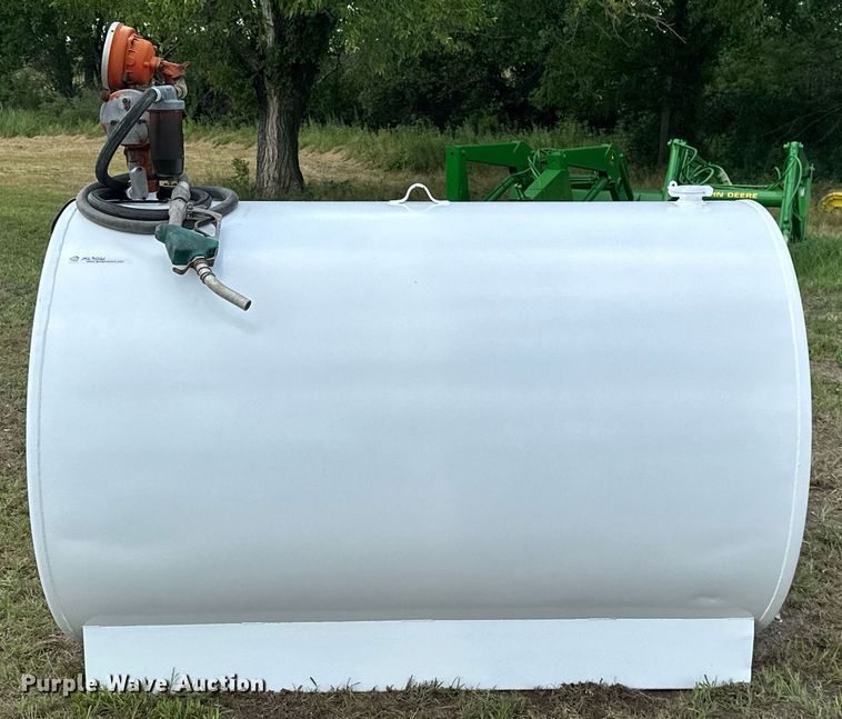 image for item ML9061 Fuel tank