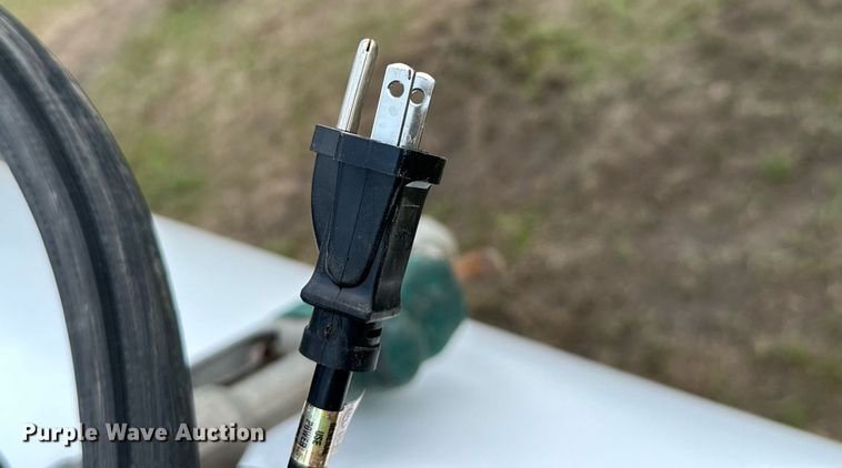 image for item ML9061 Fuel tank