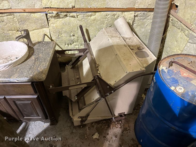 image for item ML9068 Grasshopper 721D2  ZTR lawn mower