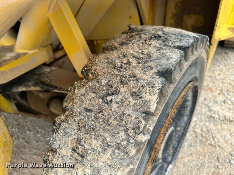 image for item ML9070 Hyster XL2  forklift