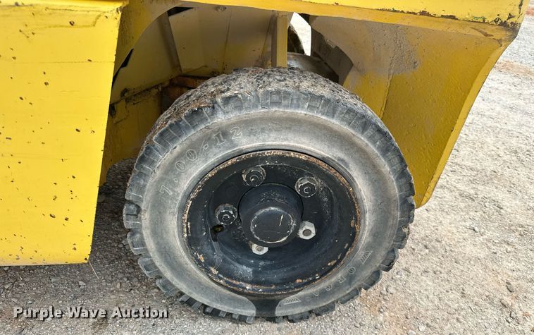 image for item ML9070 Hyster XL2  forklift