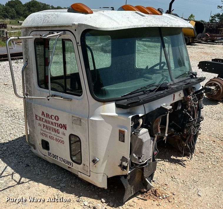 image for item ML9116 Truck parts, disk, and dozer blade