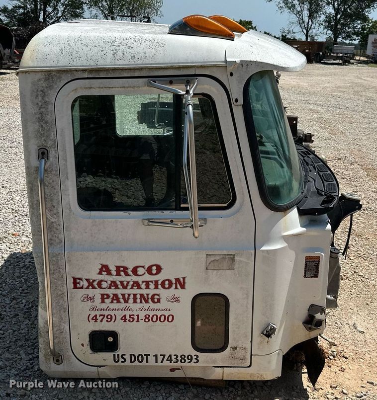 image for item ML9116 Truck parts, disk, and dozer blade