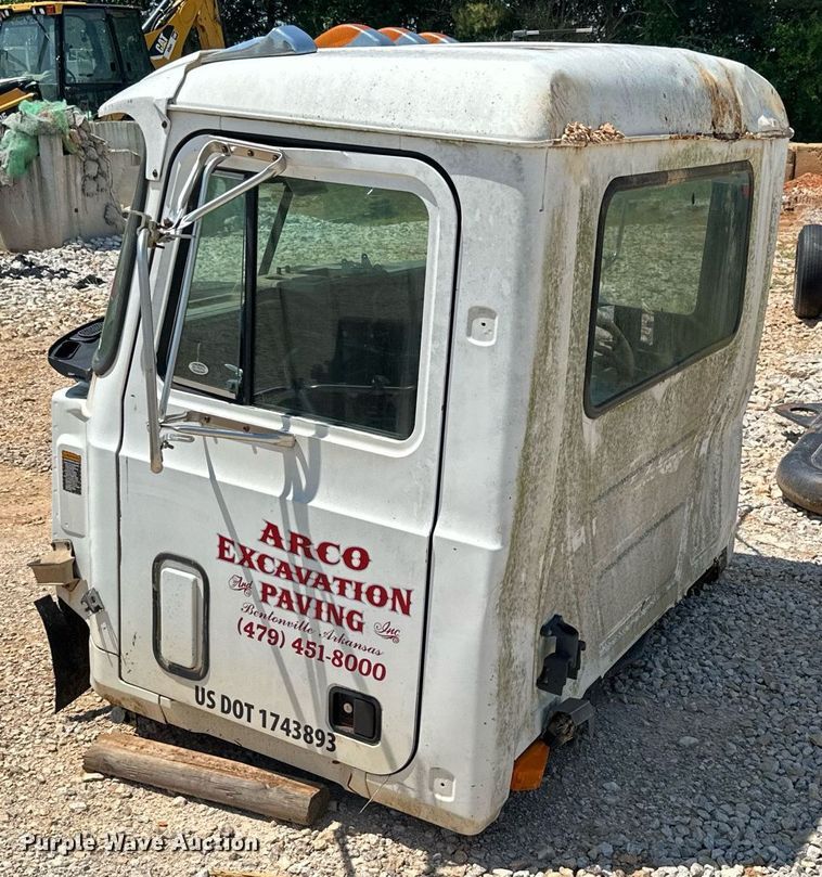 image for item ML9116 Truck parts, disk, and dozer blade