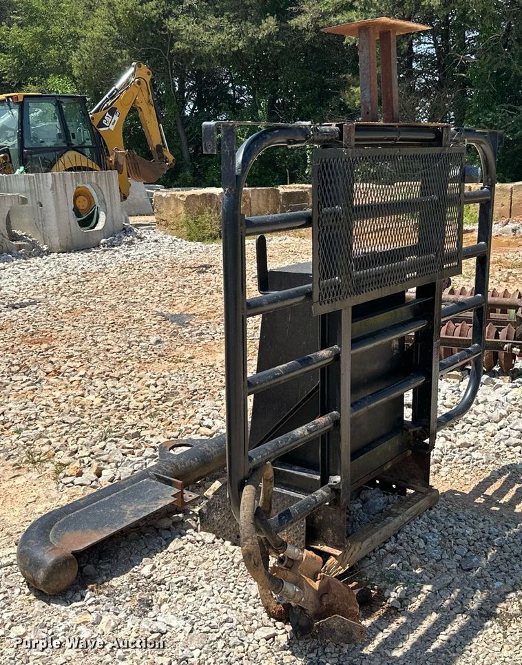 image for item ML9116 Truck parts, disk, and dozer blade