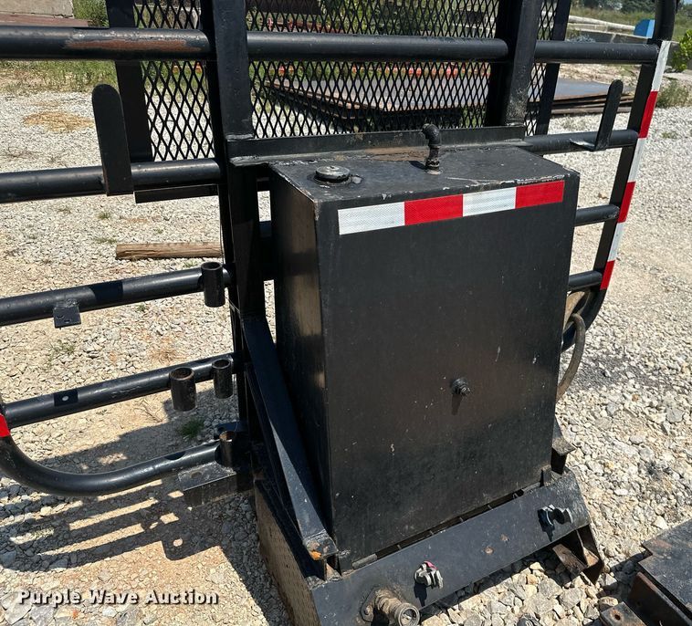 image for item ML9116 Truck parts, disk, and dozer blade