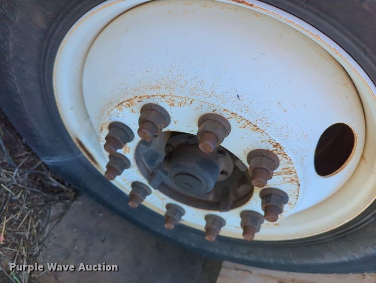 image for item MN9989 2012 Freightliner Business Class M2  box truck