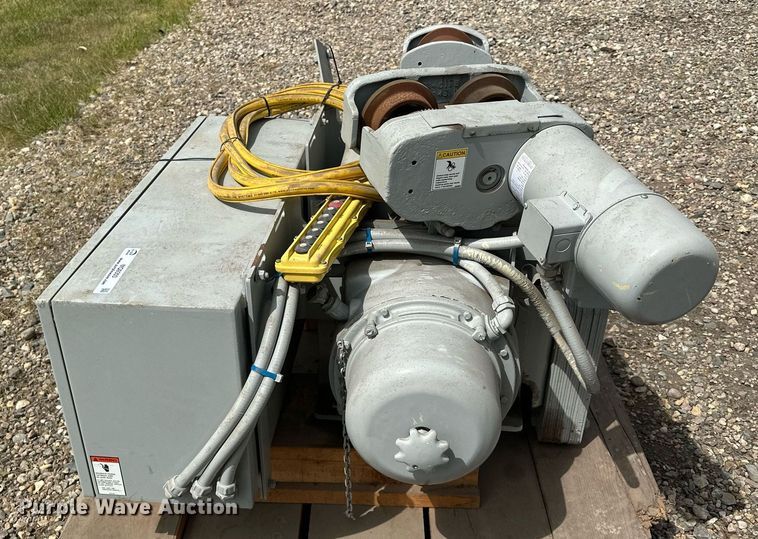 image for item MQ9303 Morris Material Handling Hevi-Lift  hoist