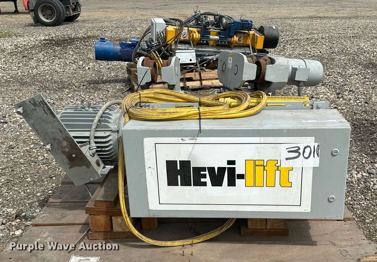 image for item MQ9303 Morris Material Handling Hevi-Lift  hoist