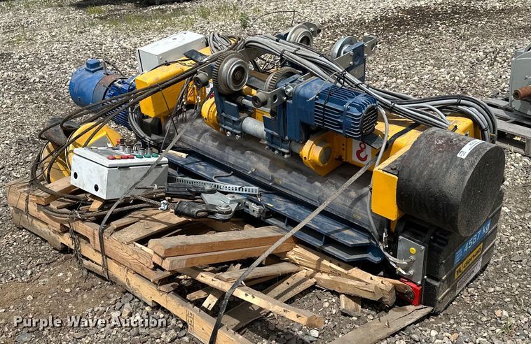 image for item MQ9304 2013 Siguren  hoist