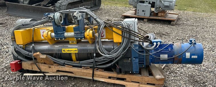 image for item MQ9304 2013 Siguren  hoist