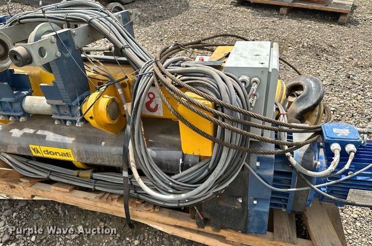 image for item MQ9304 2013 Siguren  hoist